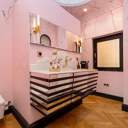 Chezmoihomes Gallery Loft * Granada