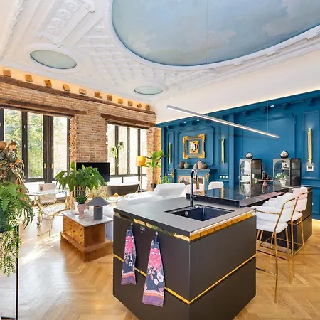 Chezmoihomes Gallery Loft *